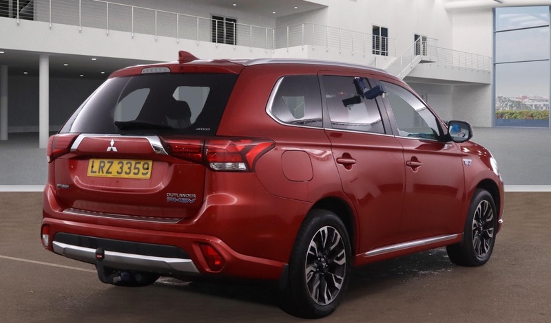 Used Mitsubishi Outlander 2016 for sale - 76974030: Photo 4