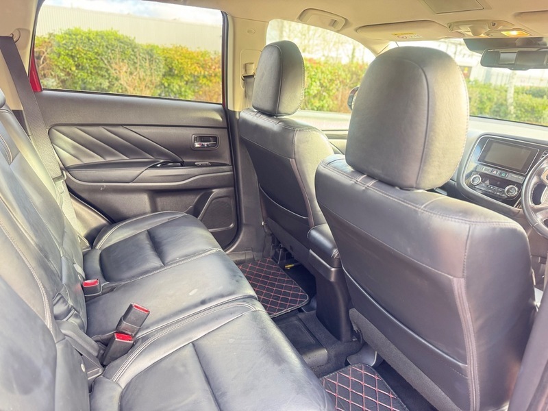 Used Mitsubishi Outlander 2016 for sale - 76974030: Photo 9