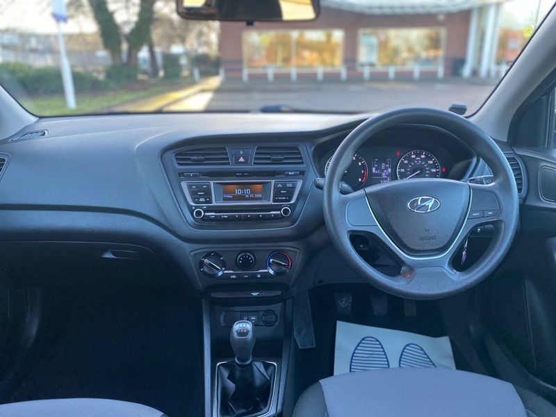 Used Hyundai i20 2017 for sale - 77200988: Photo 12