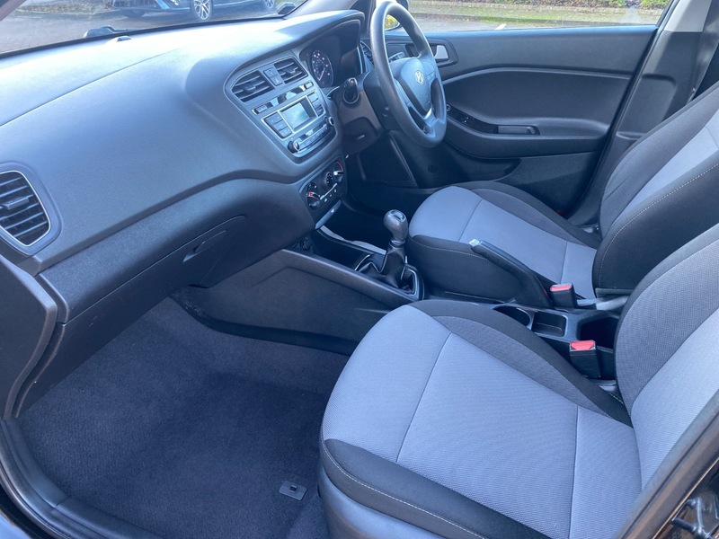 Used Hyundai i20 2017 for sale - 77200988: Photo 16