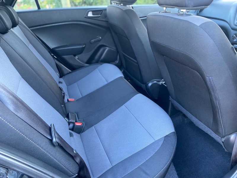 Used Hyundai i20 2017 for sale - 77200988: Photo 9