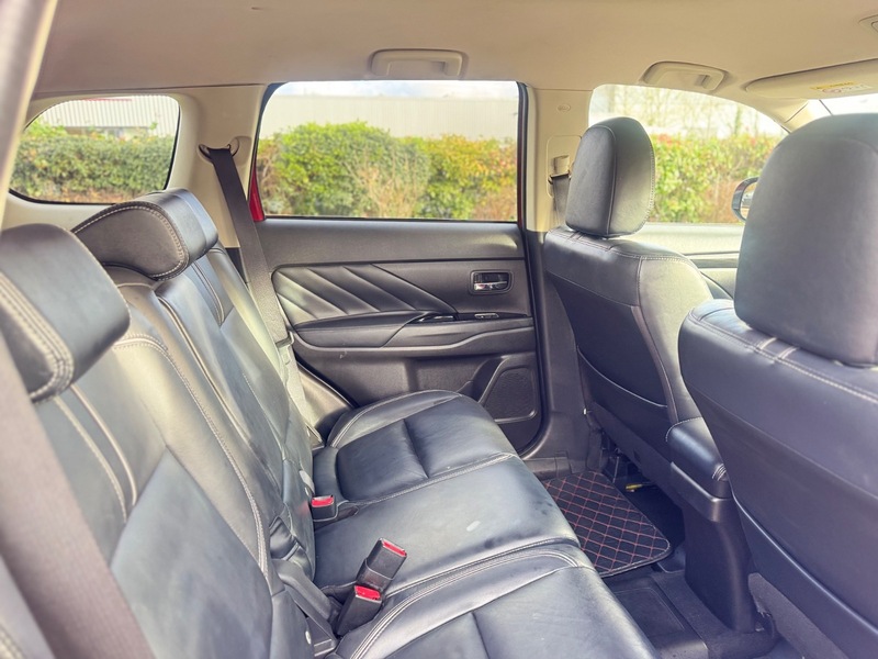 Used Mitsubishi Outlander 2018 for sale - 76863635: Photo 15