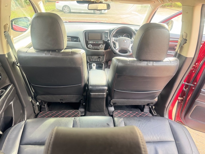 Used Mitsubishi Outlander 2018 for sale - 76863635: Photo 16