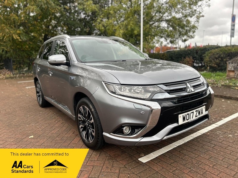 Used Mitsubishi Outlander 2017 for sale - 76660033: Photo 1