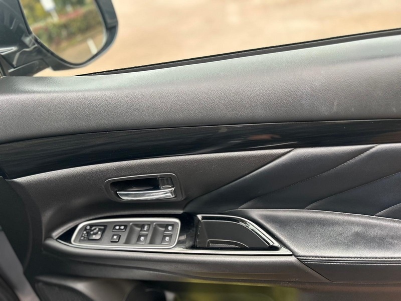 Used Mitsubishi Outlander 2017 for sale - 76660033: Photo 15