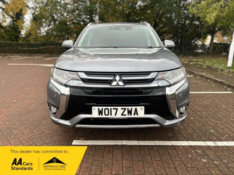 Used Mitsubishi Outlander 2017 for sale - 76660033: Photo 2