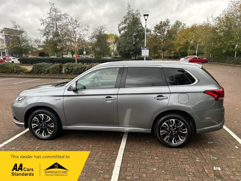 Used Mitsubishi Outlander 2017 for sale - 76660033: Photo 8