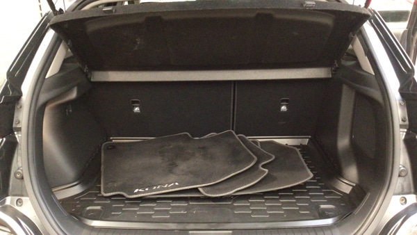 Used Hyundai KONA 2017 for sale - 77655903: Photo 7