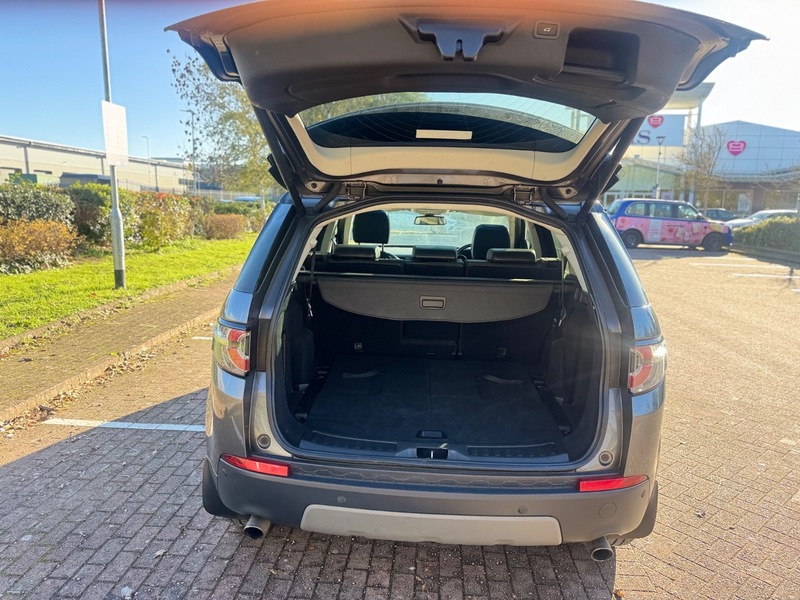 Used Land Rover Discovery Sport 2015 for sale - 76660008: Photo 17