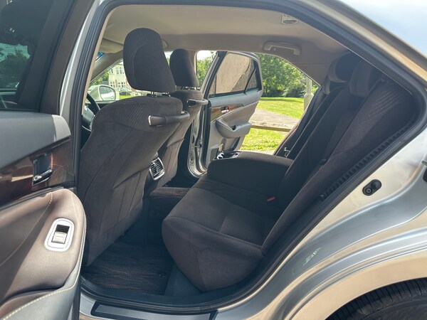 Used Toyota Crown 2023 for sale - 70102714: Photo 13