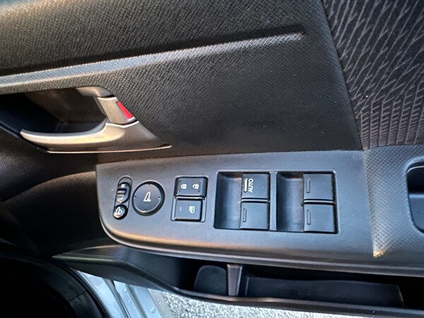 Used Toyota Crown 2023 for sale - 70102714: Photo 23