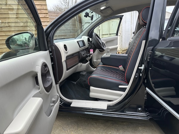 Used Toyota AYGO 2012 for sale - 73466915: Photo 8