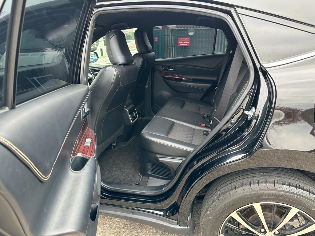 Used Toyota Harrier 2023 for sale - 76525879: Photo 11