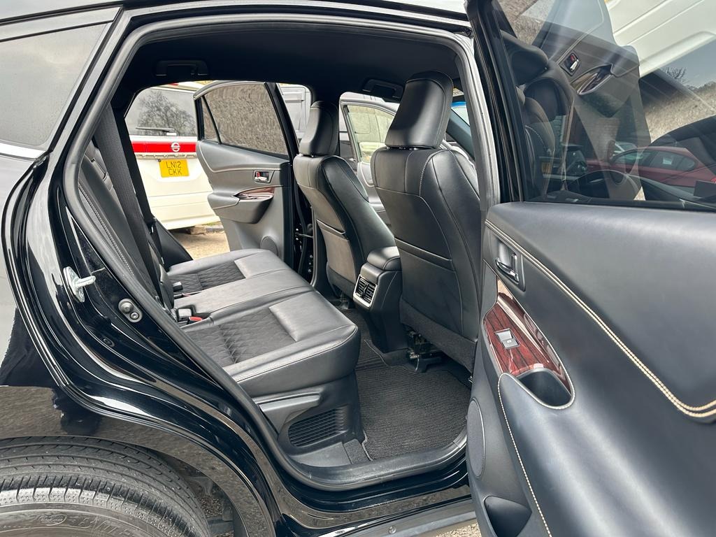 Used Toyota Harrier 2023 for sale - 76525879: Photo 13