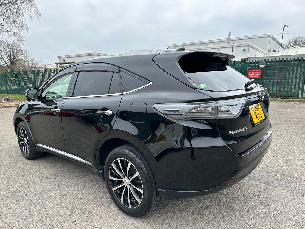 Used Toyota Harrier 2023 for sale - 76525879: Photo 8