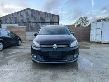 Used Volkswagen Touran 2013 for sale - 72760462: Photo