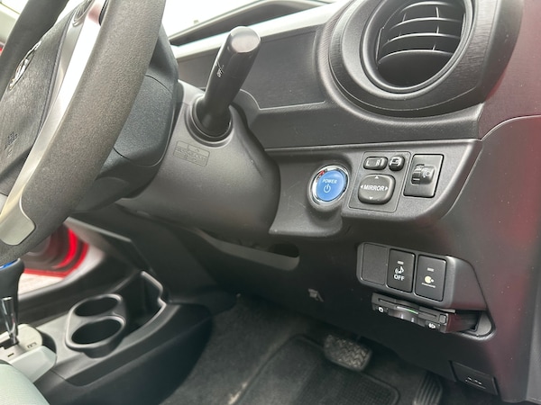 Used Toyota Aqua 2025 for sale - 75043435: Photo 13