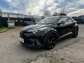 Used Toyota C-HR 2019 for sale - 78040290: Photo