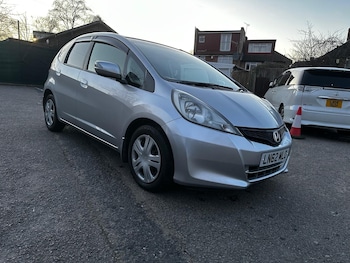 Used Honda Jazz 2013 for sale - 77977305: Photo
