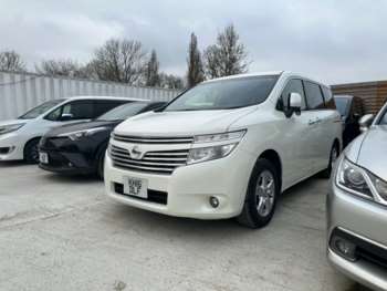 Used Nissan Elgrand 2016 for sale - 74004883: Photo