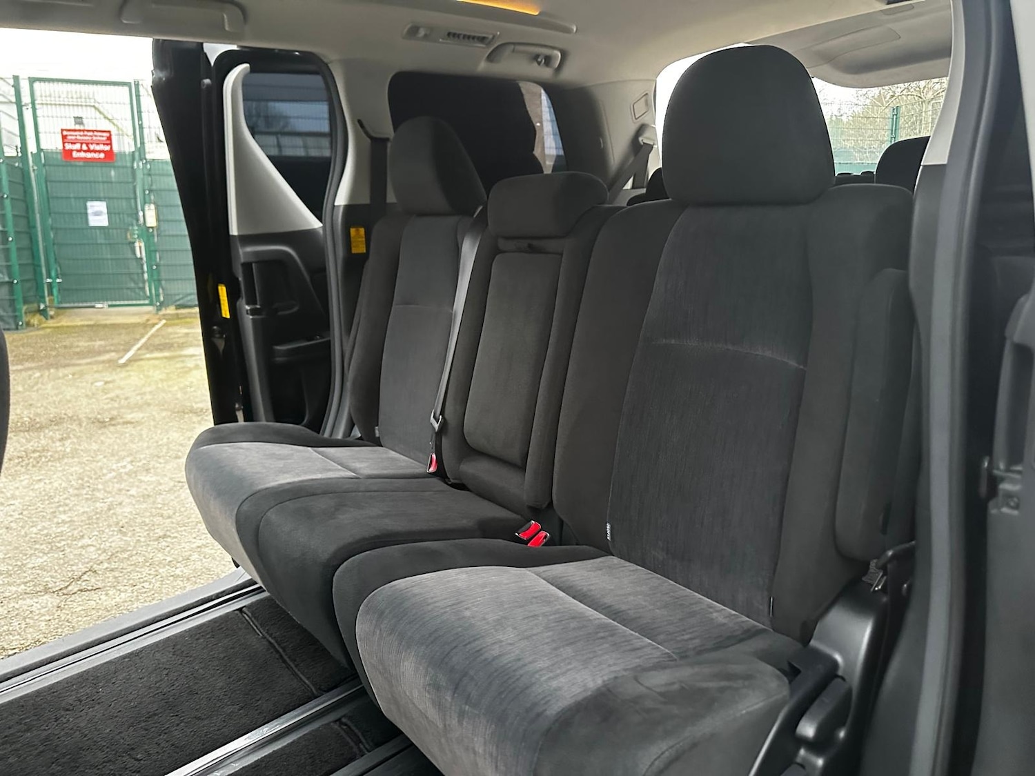 Used Toyota Alphard 2015 for sale - 77798695: Photo 15