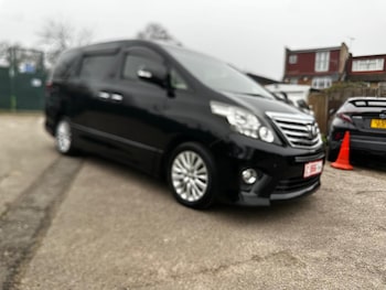 2015 - DBA-ANH20W 5-Door