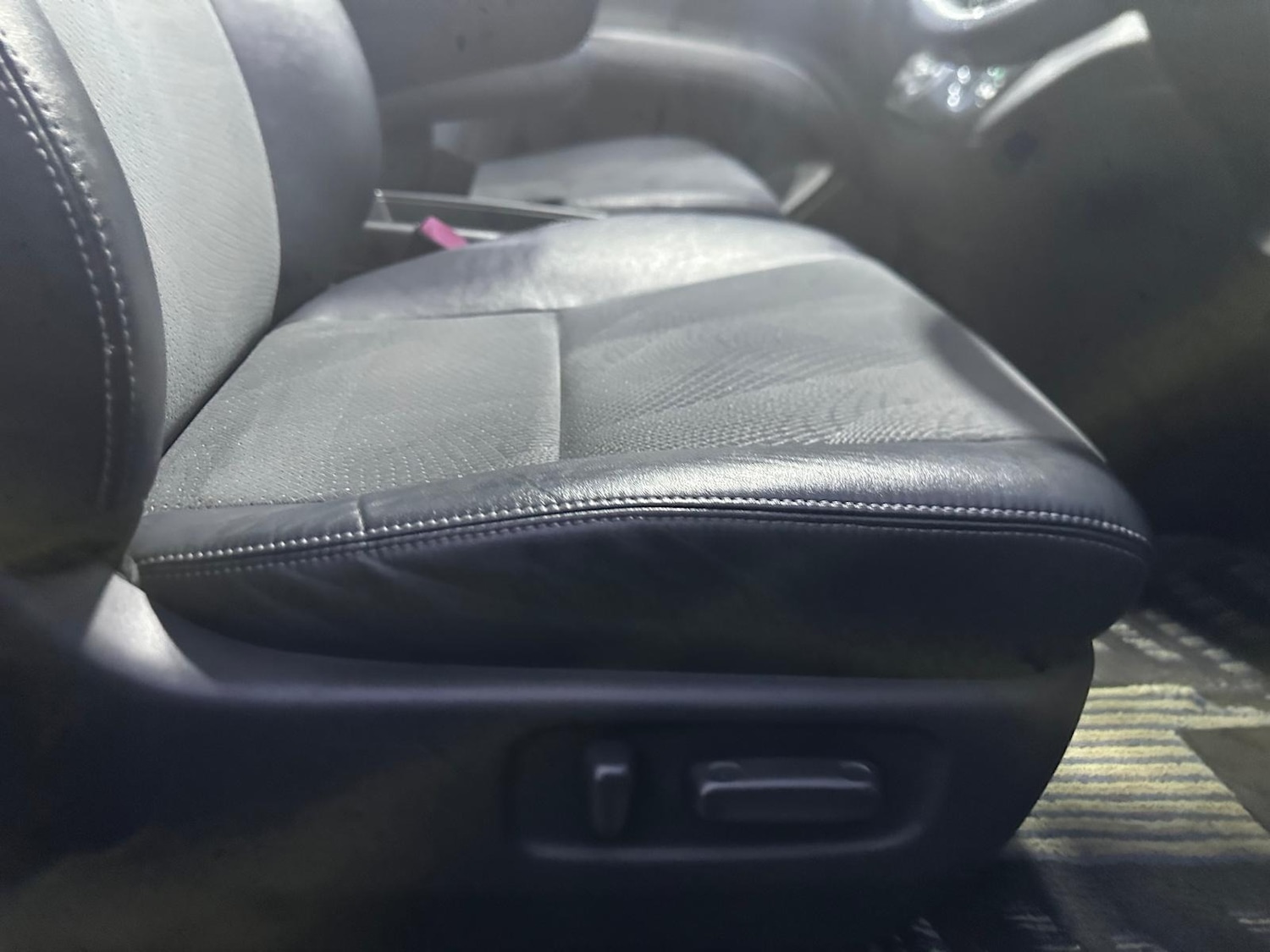 Used Toyota Estima 2025 for sale - 77517193: Photo 14