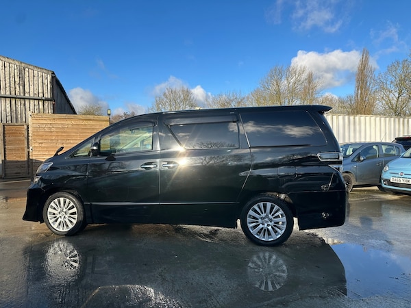 Used Toyota Vellfire 2014 for sale - 73496304: Photo 13
