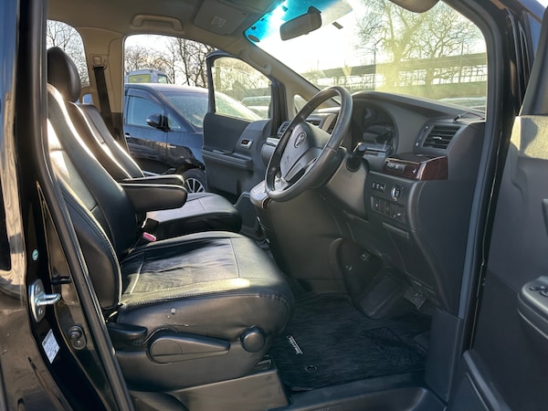 Used Toyota Vellfire 2014 for sale - 73496304: Photo 16