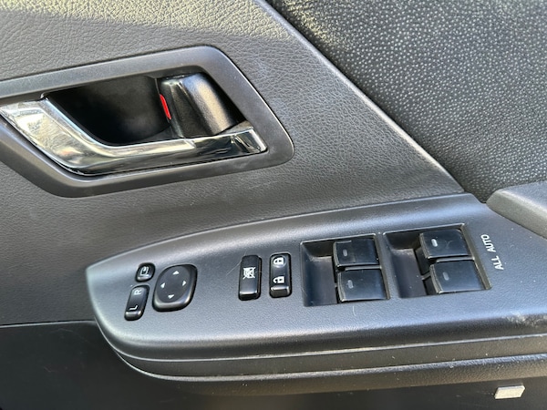 Used Toyota Vellfire 2014 for sale - 73496304: Photo 17