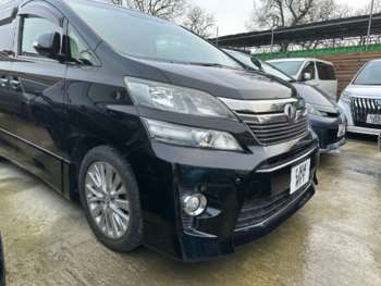 Used Toyota Vellfire 2014 for sale - 73496304: Photo