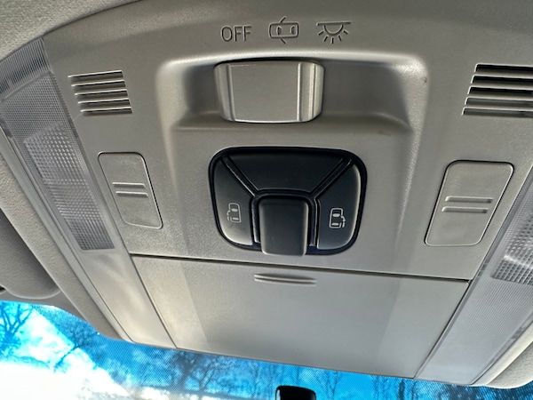 Used Toyota Vellfire 2014 for sale - 73496304: Photo 31