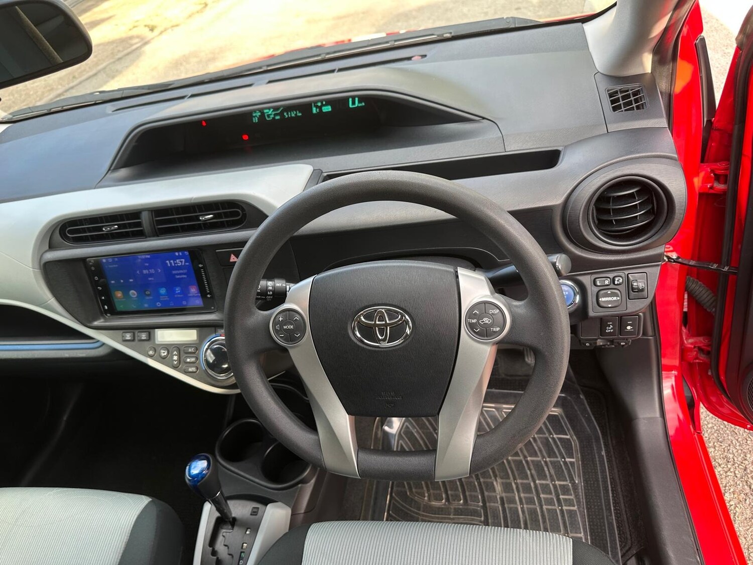 Used Toyota Aqua 2025 for sale - 77487076: Photo 20