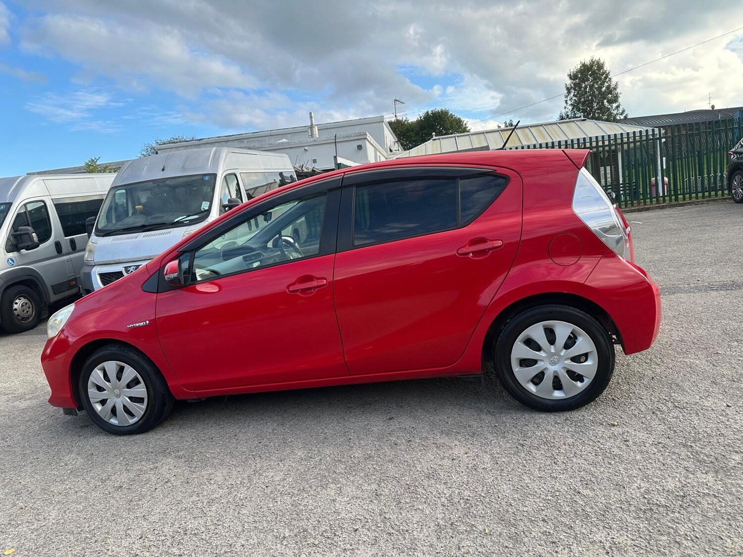 Used Toyota Aqua 2025 for sale - 77487076: Photo 8