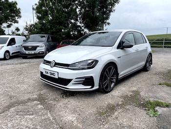 Used Volkswagen Golf 2017 for sale - 75402532: Photo