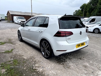 Used Volkswagen Golf 2017 for sale - 75402532: Photo