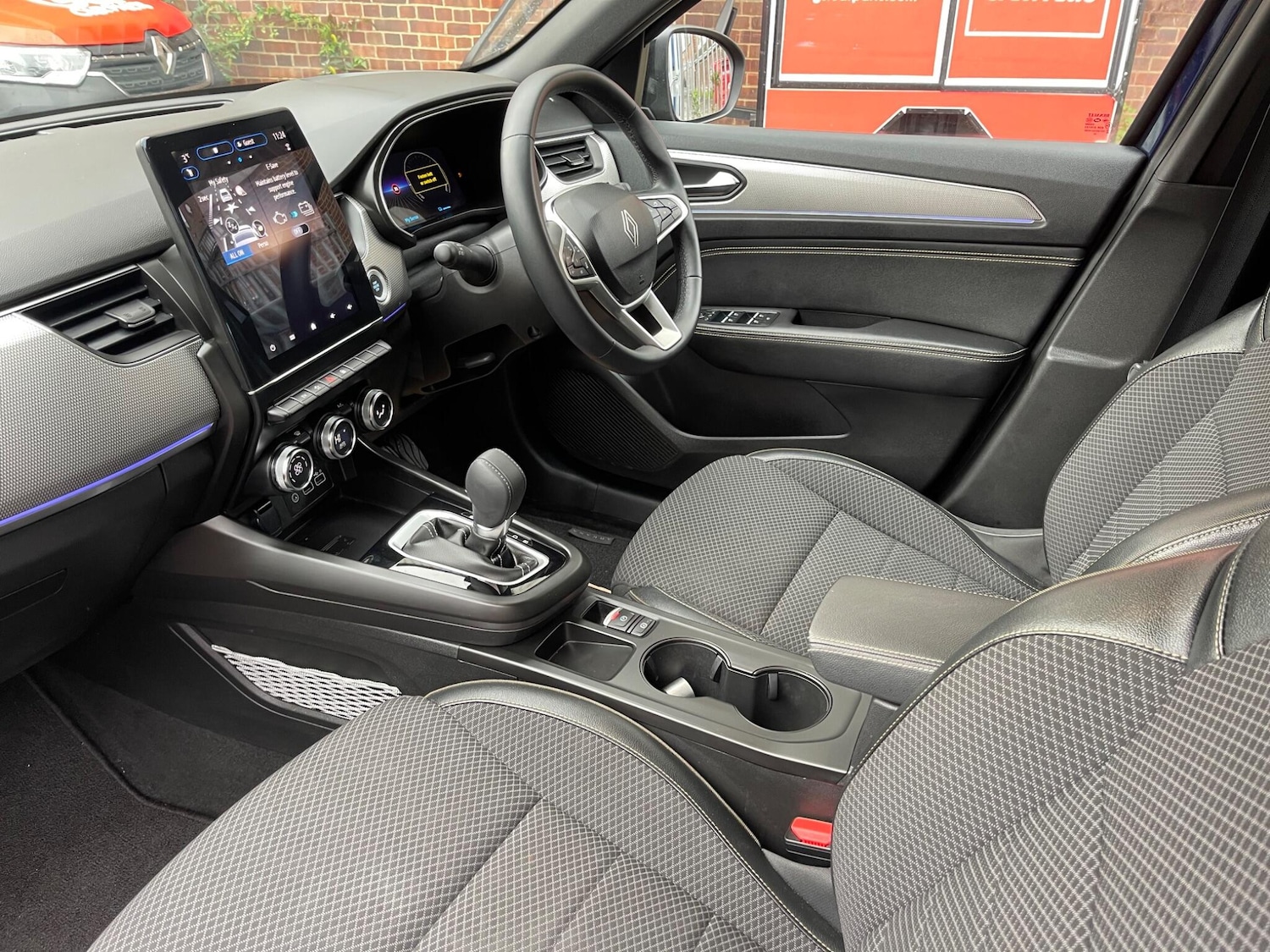 Used Renault Arkana for sale - 76997573: Photo 42