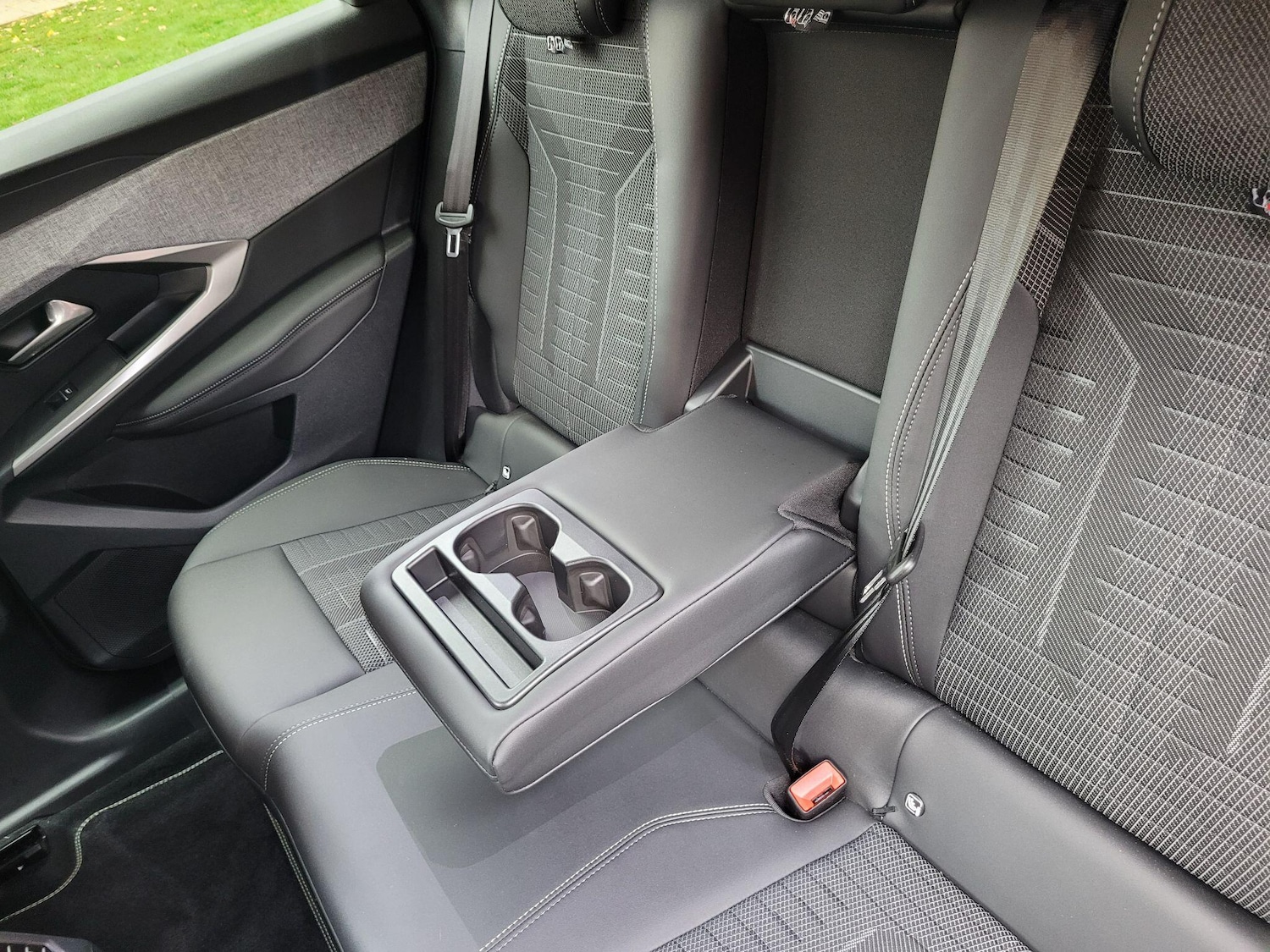 Used Peugeot 3008 2025 for sale - 76521877: Photo 34