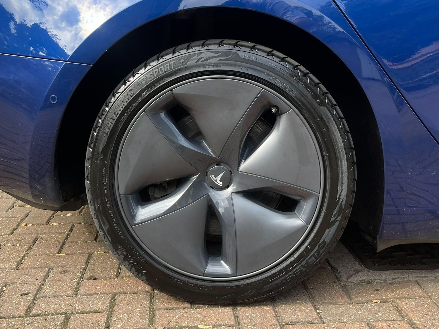 Used Tesla Model 3 2020 for sale - 76549785: Photo 40