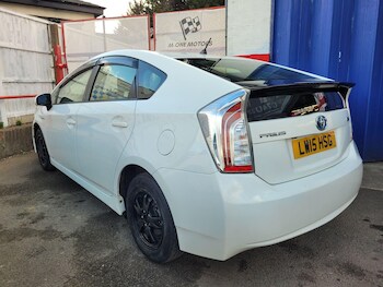 Used Toyota Prius 2015 for sale - 78275422: Photo