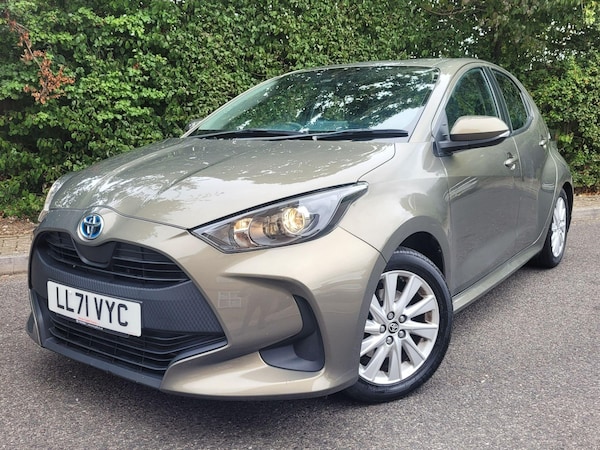 Used Toyota Yaris 2022 for sale - 75646808: Photo 1