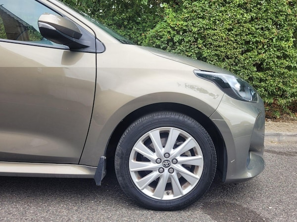 Used Toyota Yaris 2022 for sale - 75646808: Photo 42