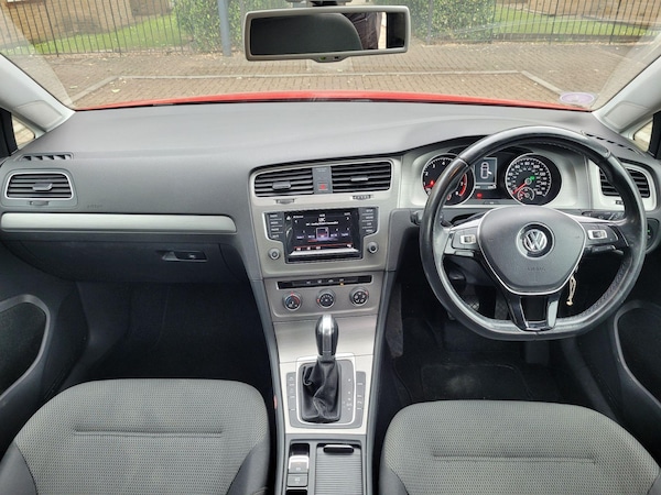 Used Volkswagen Golf 2014 for sale - 74935127: Photo 14