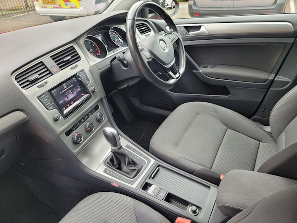 Used Volkswagen Golf 2014 for sale - 74935127: Photo 18