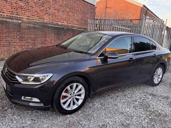 Used Volkswagen Passat 2018 for sale - 76247516: Photo 2