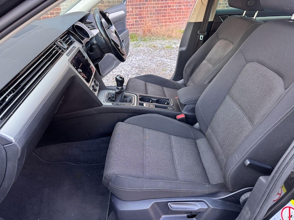 Used Volkswagen Passat 2018 for sale - 76247516: Photo 37