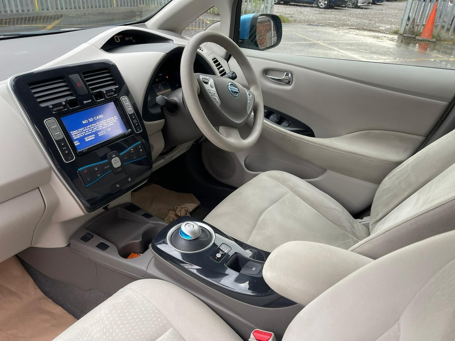 Used Nissan Leaf 2011 for sale - 77314639: Photo 12