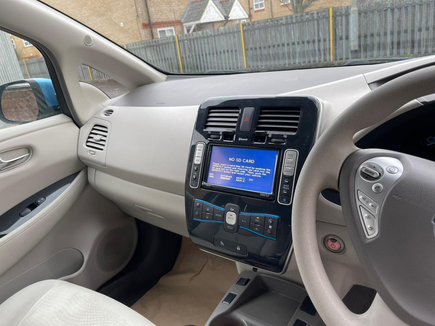 Used Nissan Leaf 2011 for sale - 77314639: Photo 13