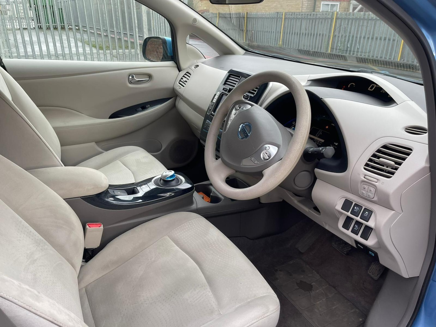 Used Nissan Leaf 2011 for sale - 77314639: Photo 16