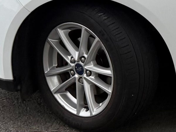 Used Ford Focus 2015 for sale - 76306669: Photo 21